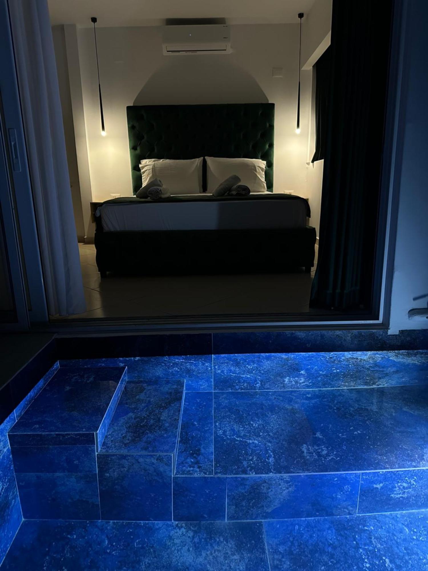 Hotell Napolon Complex Qeparo