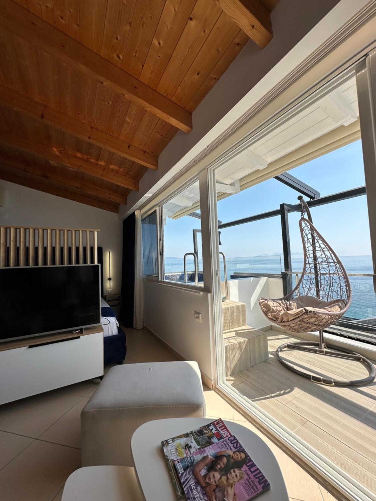 Napolon Complex 3*